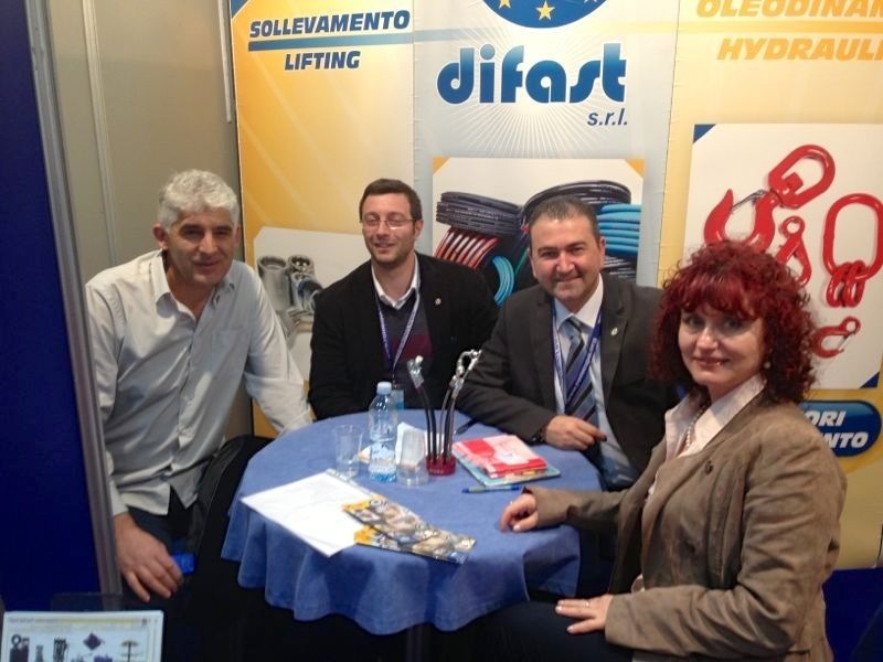 difast-presente-alla-bulding-expo-di-belgrado-dal-16-al-20-aprile-2013-stand3